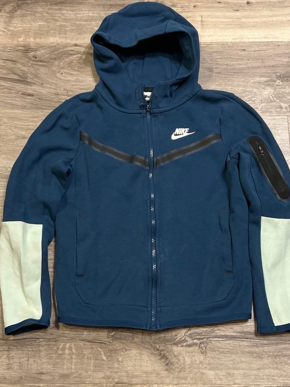 Nike Navy Hooded Full-Zip Performance Jacket with Mint Accents